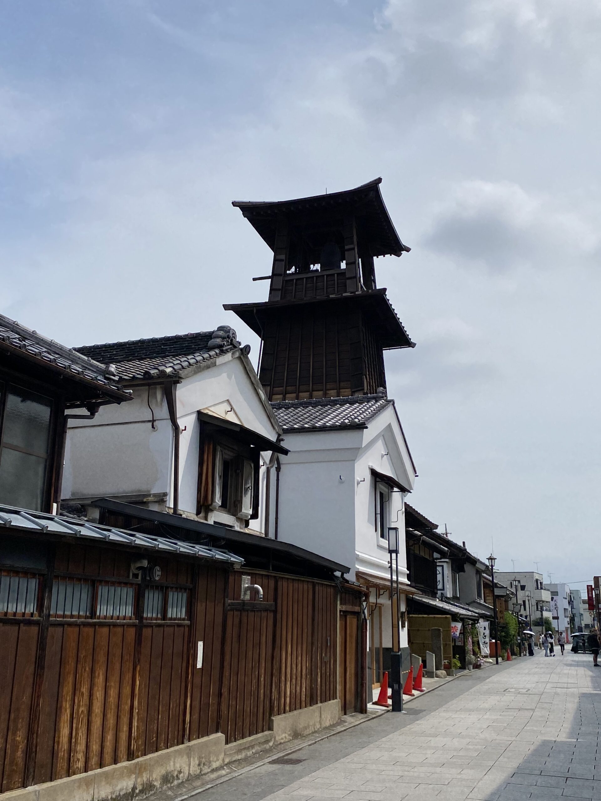 蔵の街並みは圧巻の存在感でした