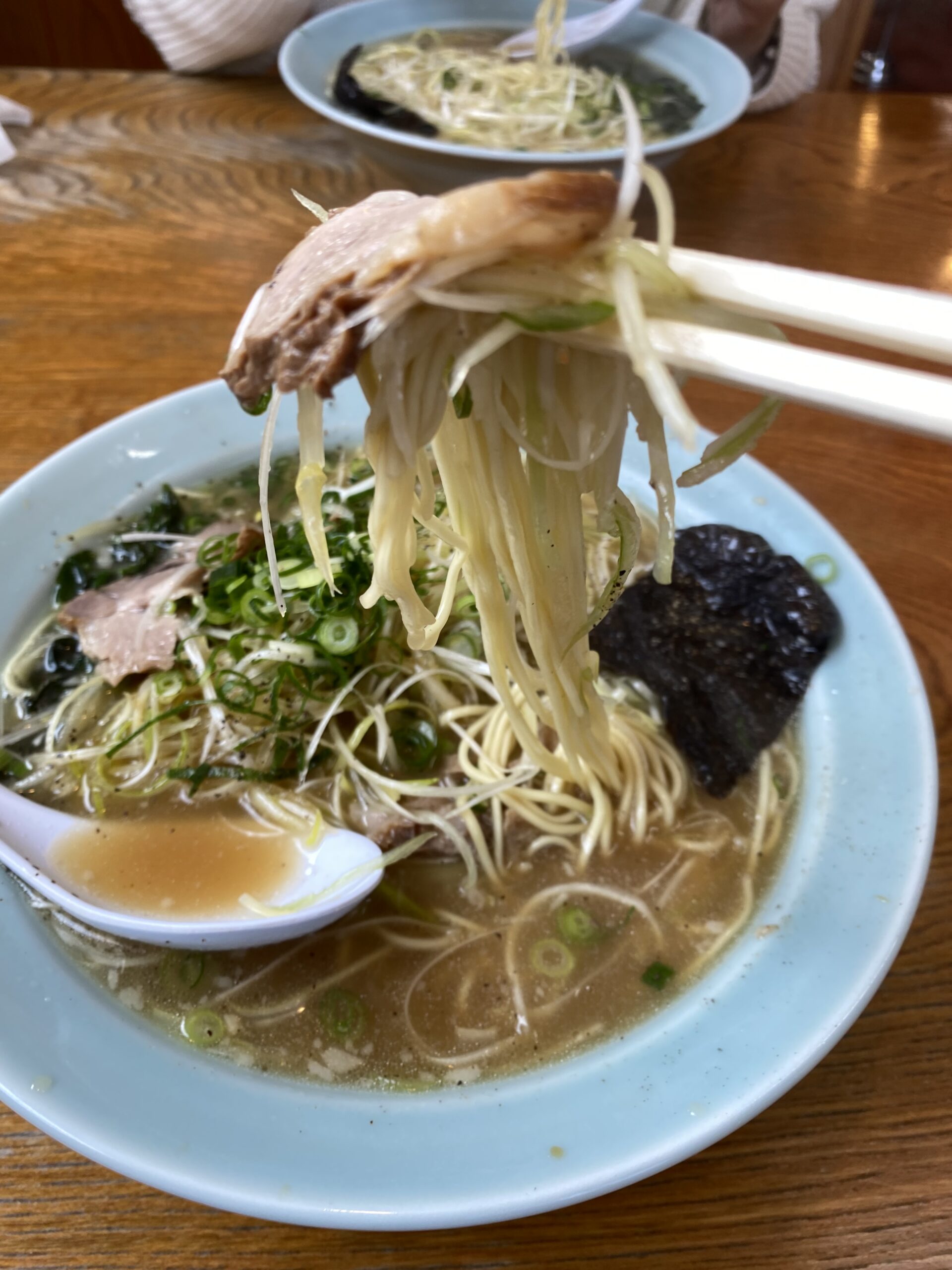 何か口がラーメンの口なのでラーメン食べに行きます